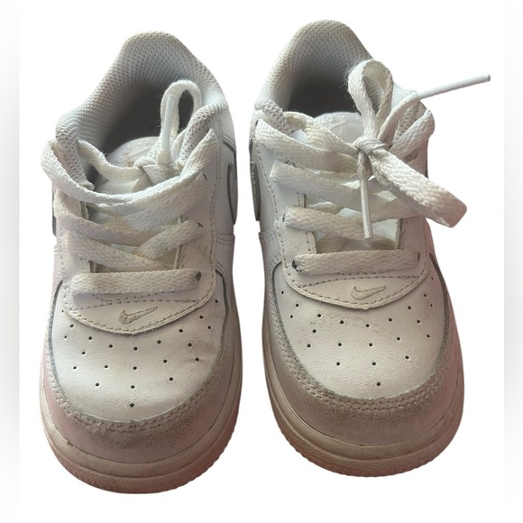 Nike Air Force Ones Size 8C - White - Gently Used - Picture 1 of 5